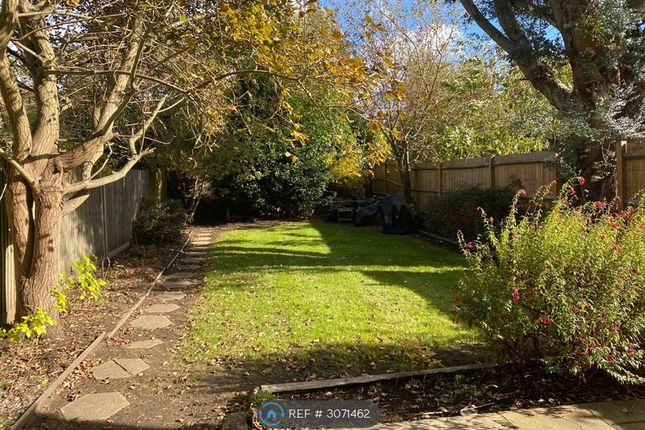 Conyers Road, London photo 2