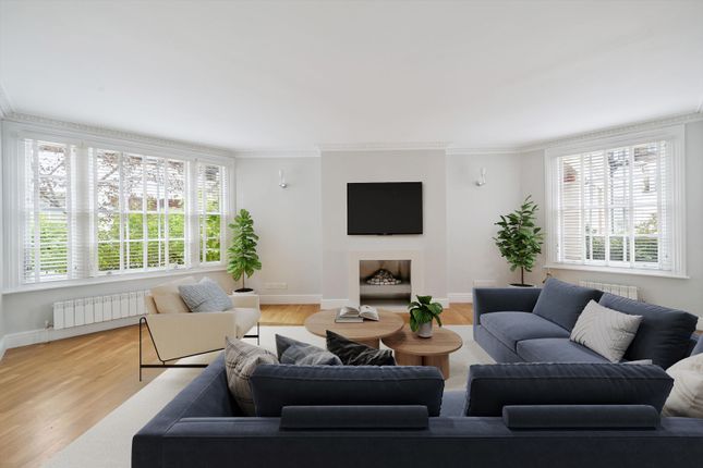 3, Cobham Court, London photo 3