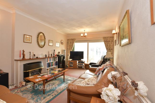 25, Cromwell Avenue, Billericay photo 4