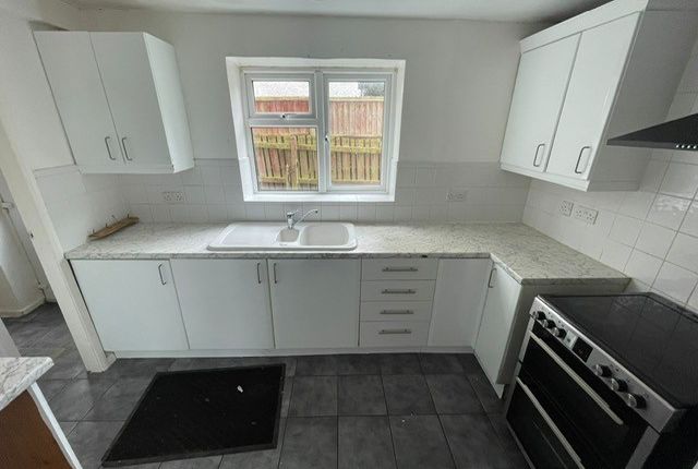 78, Chesterfield photo 4