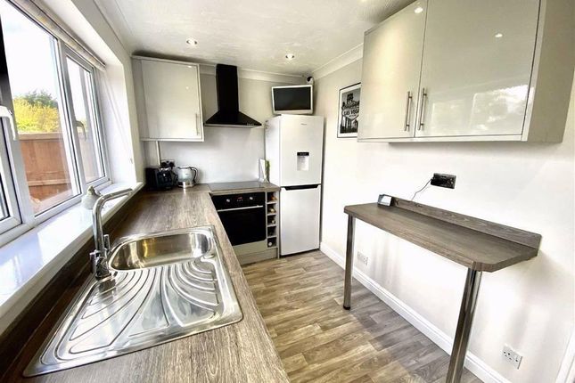 5, Shoesmith Close, Leicester photo 3