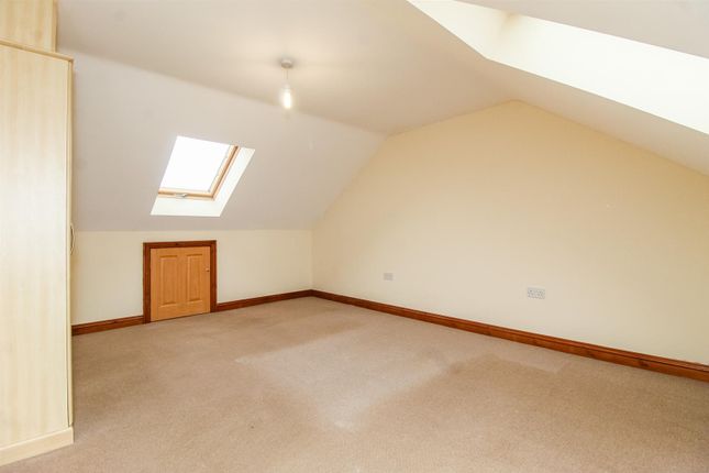 Flat for sale in Church Gardens, Middlestown, Wakefield