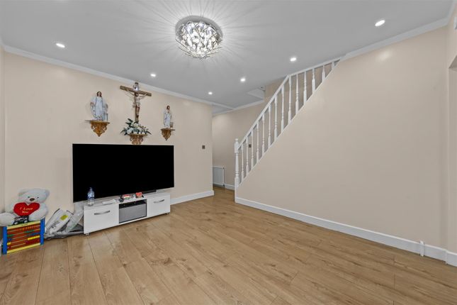 12, George Street, Milton Keynes photo 3