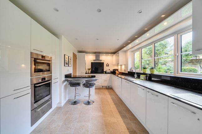 33, Templar Close, Berkshire photo 4