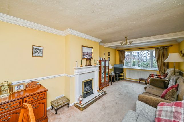 5, Beverley Close, Mansfield photo 2