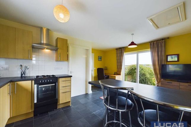 Open Plan Kitchen/Living Area