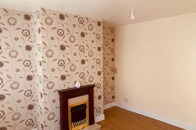 Thumbnail Terraced house to rent in Poplar Avenue, Goldthorpe, Rotherham
