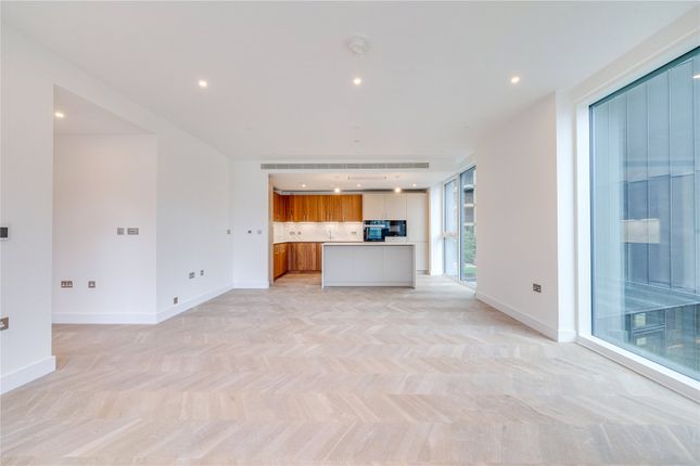 Flat for sale in Walbrook Apartments, Central Avenue