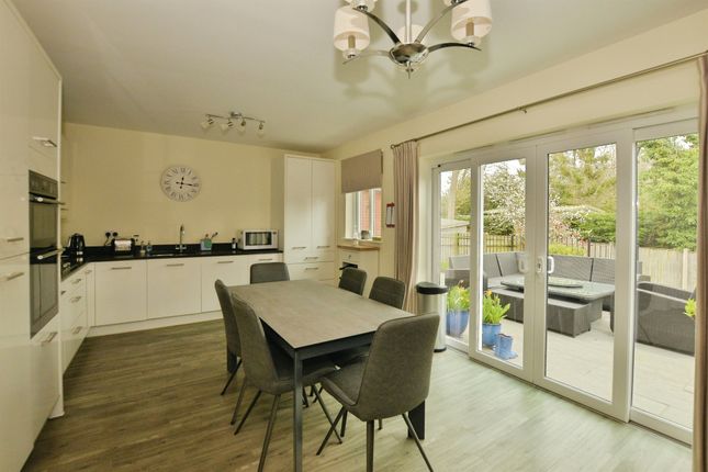 104, Lancaster Close, Ashford photo 3