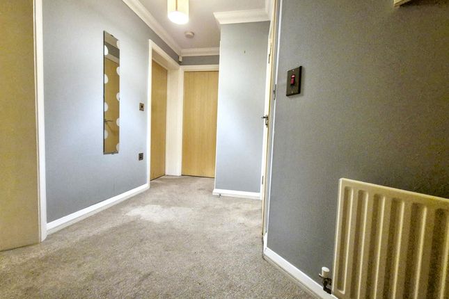 Radcliffe Close, Gateshead photo 4