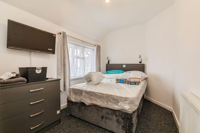 Room 1, 35, Brixham Road, Somerset photo 4