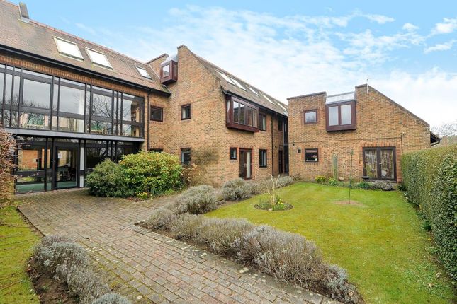 Thumbnail Flat for sale in Old Headington, Oxford