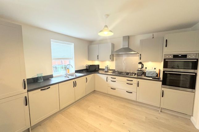 2, Chastleton Close, Hartlepool photo 4