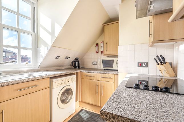 Flat 7,, Bellevue House, Winchester photo 2