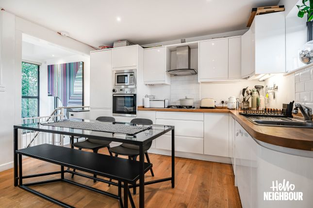 1, Harvey Mews, London photo 4