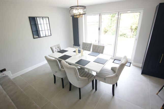 3, Chapel Close, Wimborne photo 3