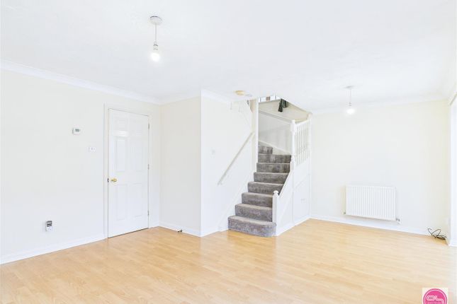15, Home Farm Court, Castle Gresley photo 4