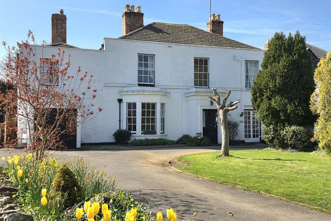 4-bed house on 90, Hucclecote Road, Hucclecote, £650,000