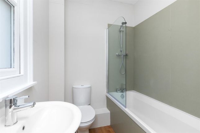 End terrace house for sale in Shaftesbury Road, Brighton