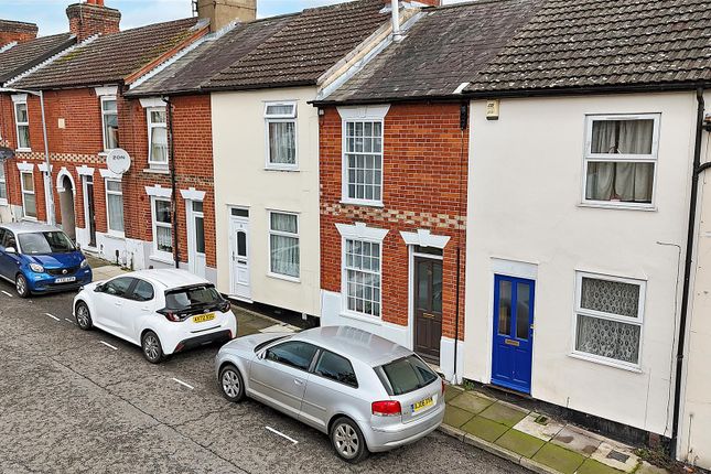 Thumbnail Terraced house for sale in Newson Street, Ipswich