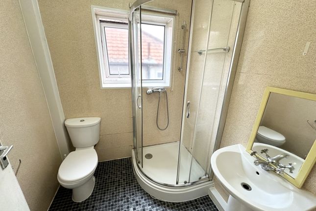 77 Springfield Mount,, Springfield Mount, Colindale photo 2