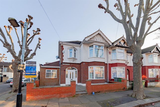 Thumbnail Property for sale in Eustace Road, London