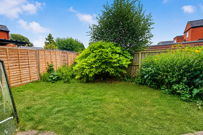39, Sandriggs, Darlington photo 3