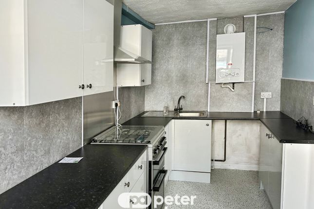 31, MERTHYR TYDFIL photo 5