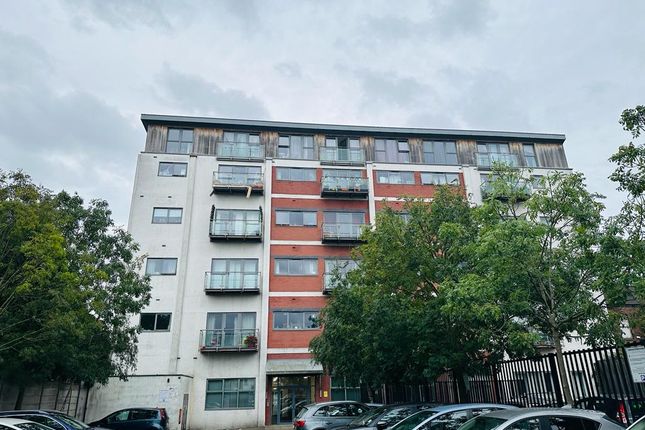 Flat for sale in Ley Street, Ilford