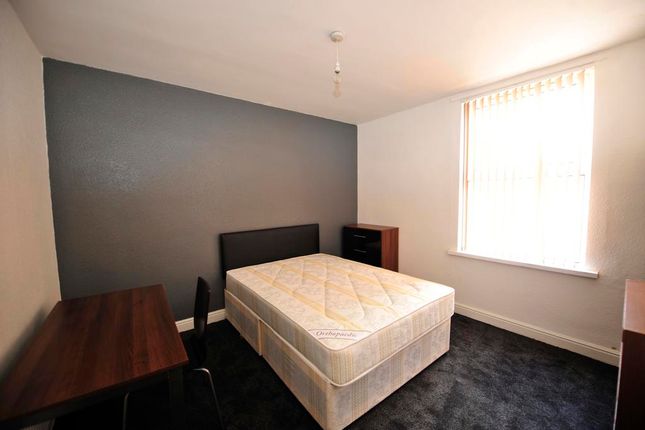 Meadow View, Leeds photo 3