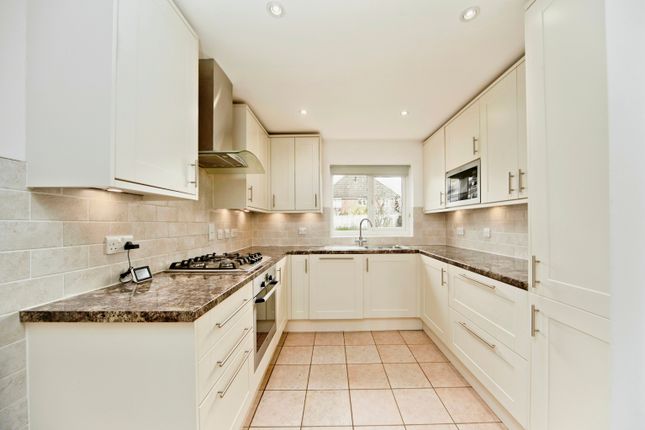 Link-detached house for sale in Rosedale Place, Shirley, Croydon
