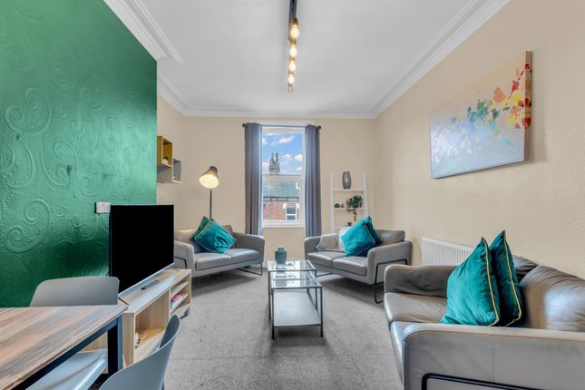 Flat 2, 205, HYDE PARK ROAD, Leeds photo 2