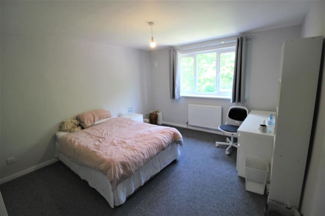 Terraced house to rent in Montpelier Road, Dunkirk, Nottingham