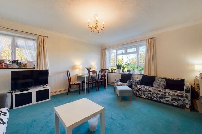 1 Cornwall Court Cornwall Road, Uxbridge photo 3