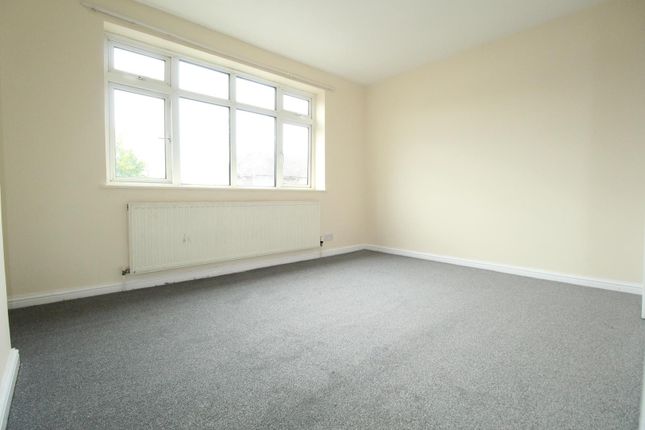 129, Sparsholt Road, Barking photo 4