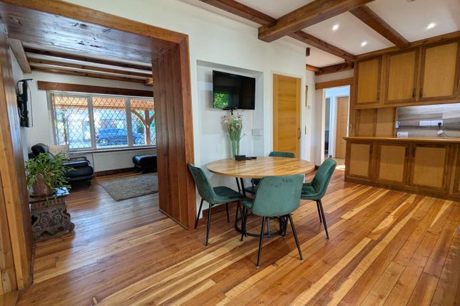 Newholme, Langbridge, Sandown photo 2