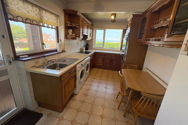 16, Southlands Drive, Swansea photo 4