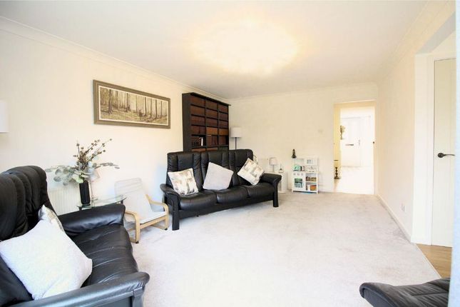 97, Woodlands Way, Horsham photo 3