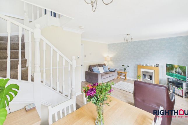 9 Bunting Drive, Bradford photo 2