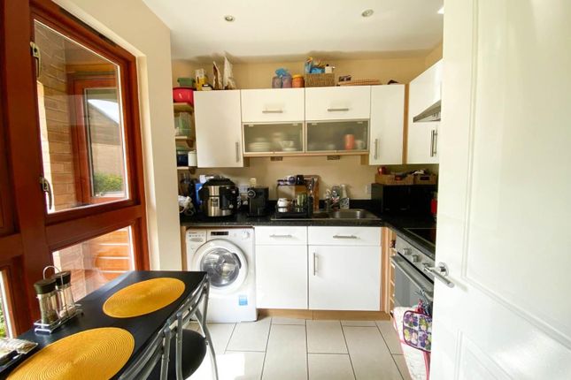 11, Abberley Wood, Great Shelford, Cambridge photo 2