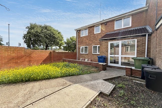 8 Debussy Court, Jarrow photo 3