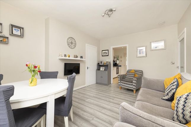 11 Stobhill Road, Gorebridge photo 4