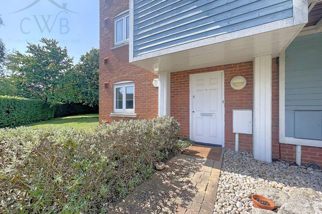 54 Perch Close, Aylesford photo 2