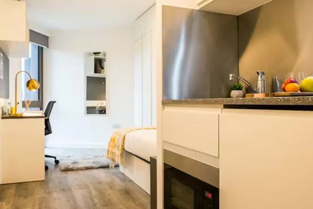 Thumbnail Flat to rent in Students - Chapter White City, 10 Westway, London