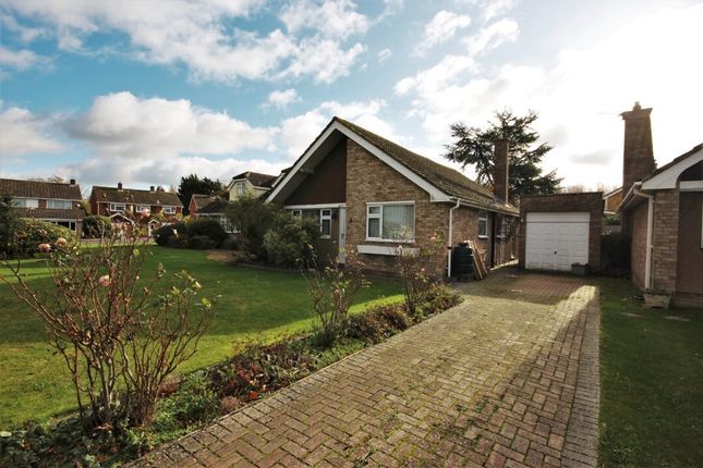Thumbnail Bungalow to rent in Harlington Avenue, Grove, Wantage, Oxfordshire