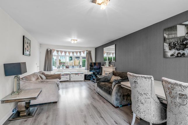 10a, Priors Close, Hertford photo 3