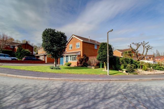 Detached house for sale in St. Andrews, Tamworth
