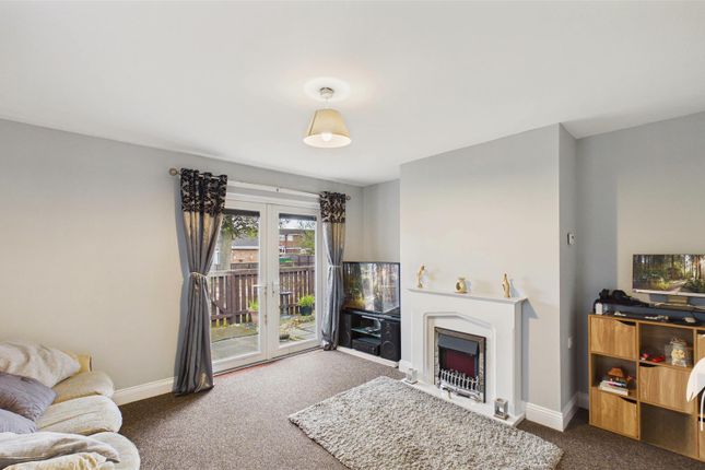 3, Witney Close, Sunderland photo 2