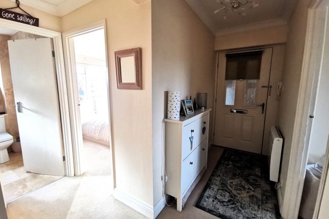 Flat for sale in Coast Road, West Mersea, Colchester