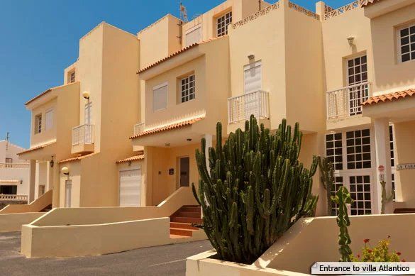 Detached house for sale in Corralejo, 35660, Spain